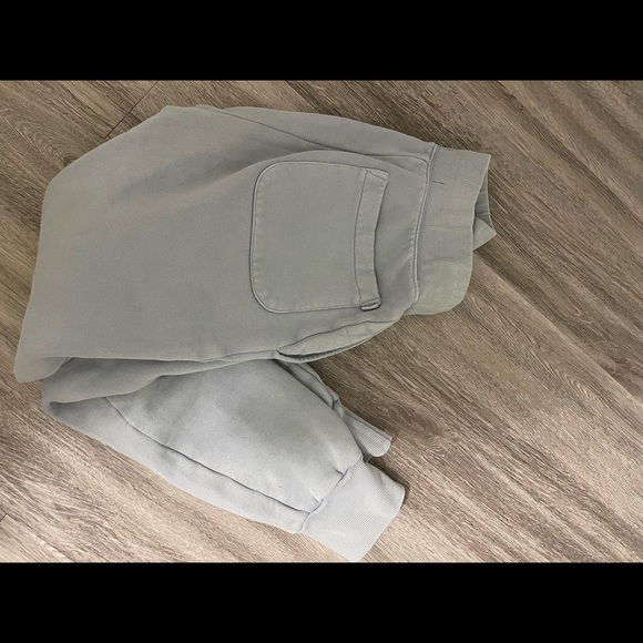 TNA xs Sweatsuit - Picture 2 of 4